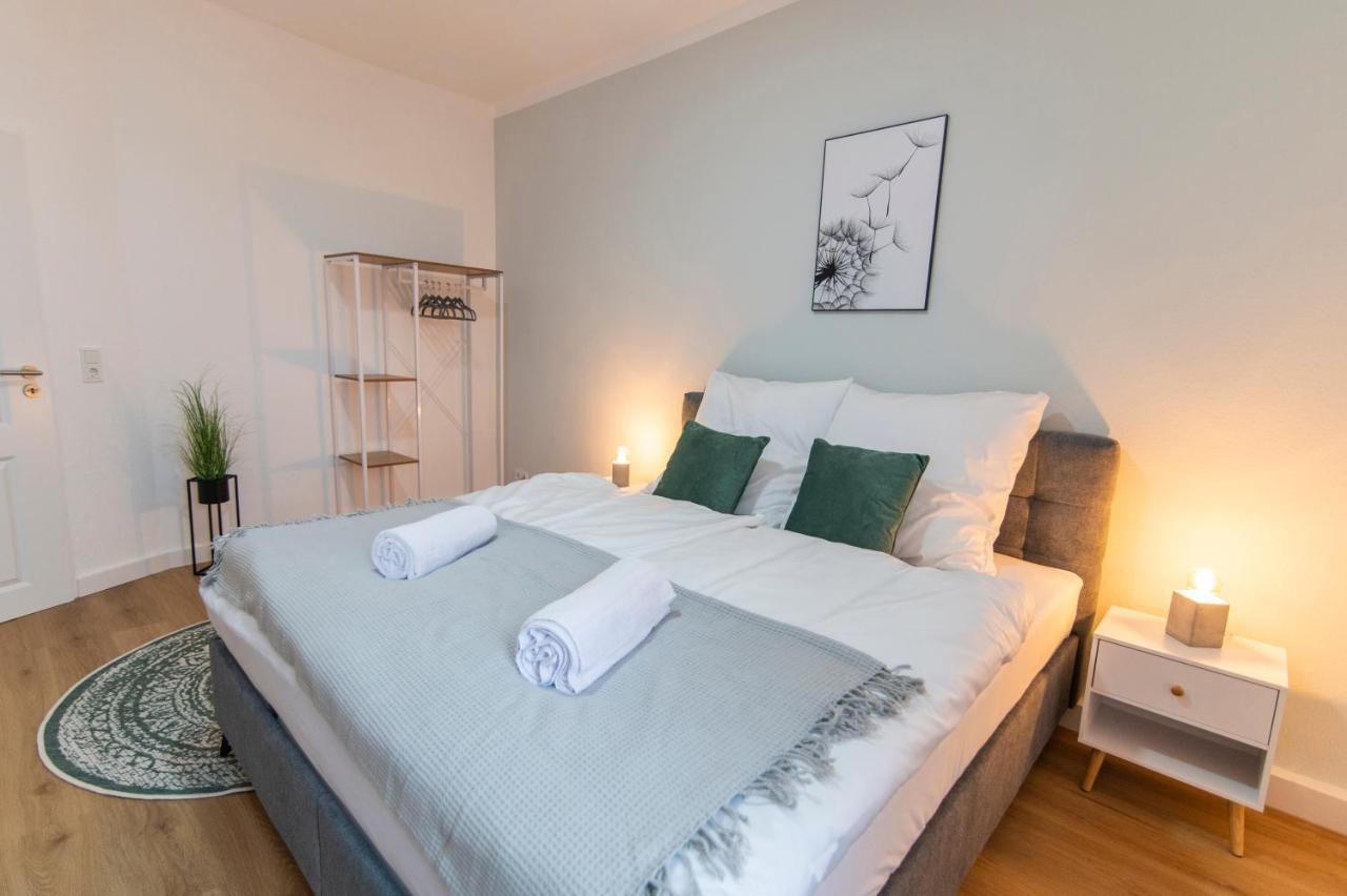 Peter Apartments - Wohnung 90Qm, 3 Schlafzimmer, Kueche, Wohnzimmer, Balkon, Netflix Fulda Dış mekan fotoğraf