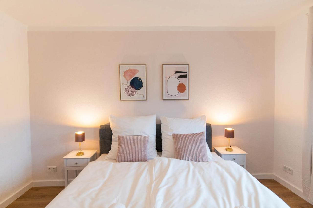 Peter Apartments - Wohnung 90Qm, 3 Schlafzimmer, Kueche, Wohnzimmer, Balkon, Netflix Fulda Dış mekan fotoğraf